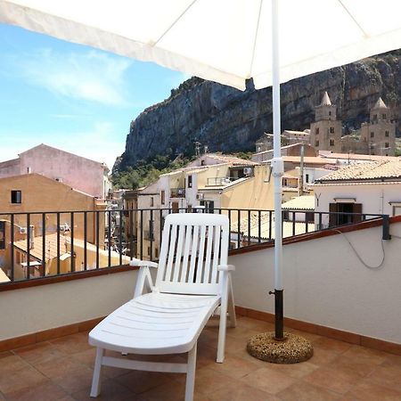 فيلا تْشيفالوفي Terrazza Piazzetta Piazza Francesco Crispi المظهر الخارجي الصورة
