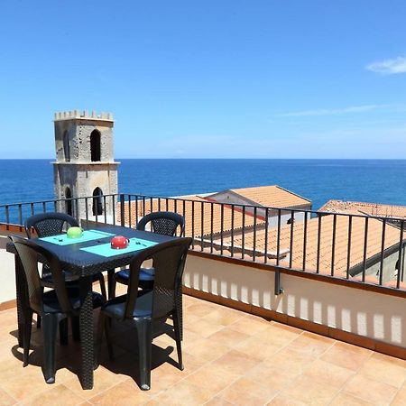 فيلا تْشيفالوفي Terrazza Piazzetta Piazza Francesco Crispi المظهر الخارجي الصورة