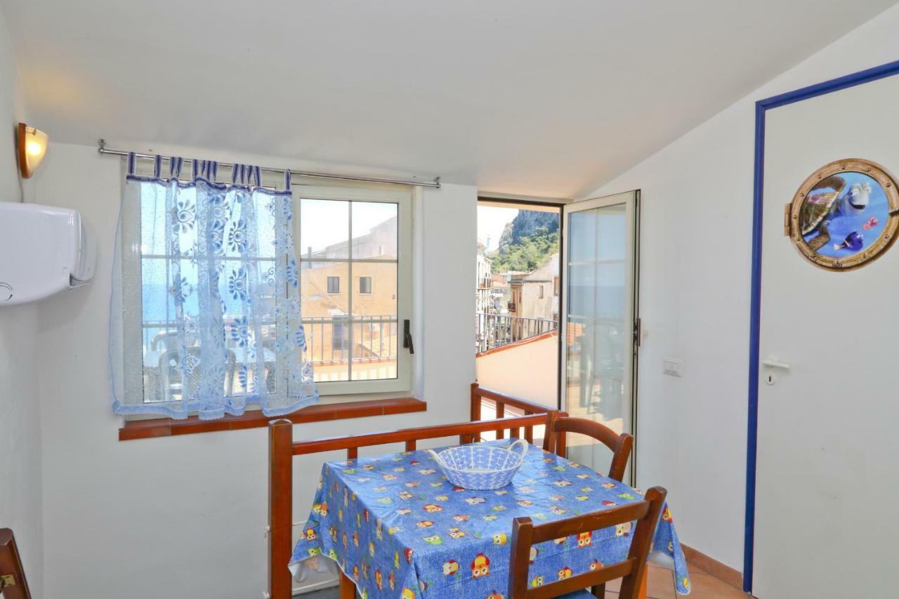فيلا تْشيفالوفي Terrazza Piazzetta Piazza Francesco Crispi المظهر الخارجي الصورة
